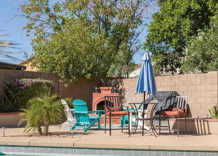 Private Paradise With Pool Heater, Spa, Billiards Holiday home