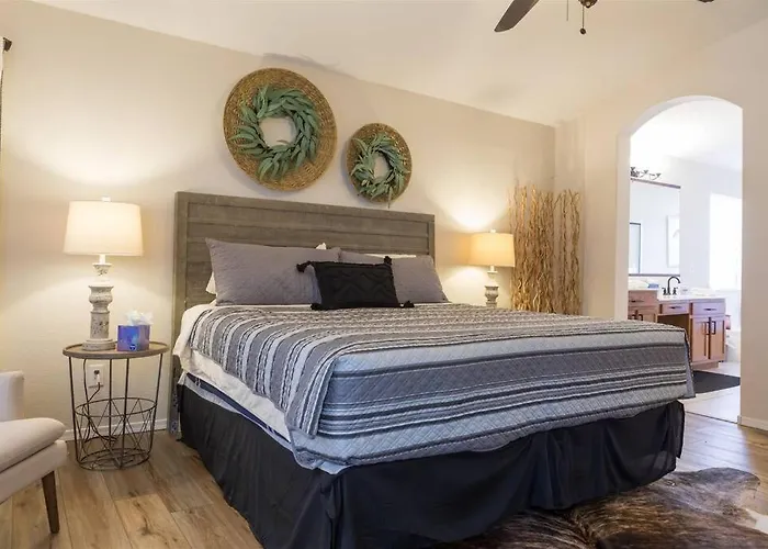 Private Paradise With Pool Heater, Spa, Billiards * Avondale