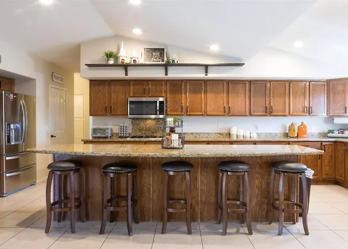 Private Paradise With Pool Heater, Spa, Billiards Avondale